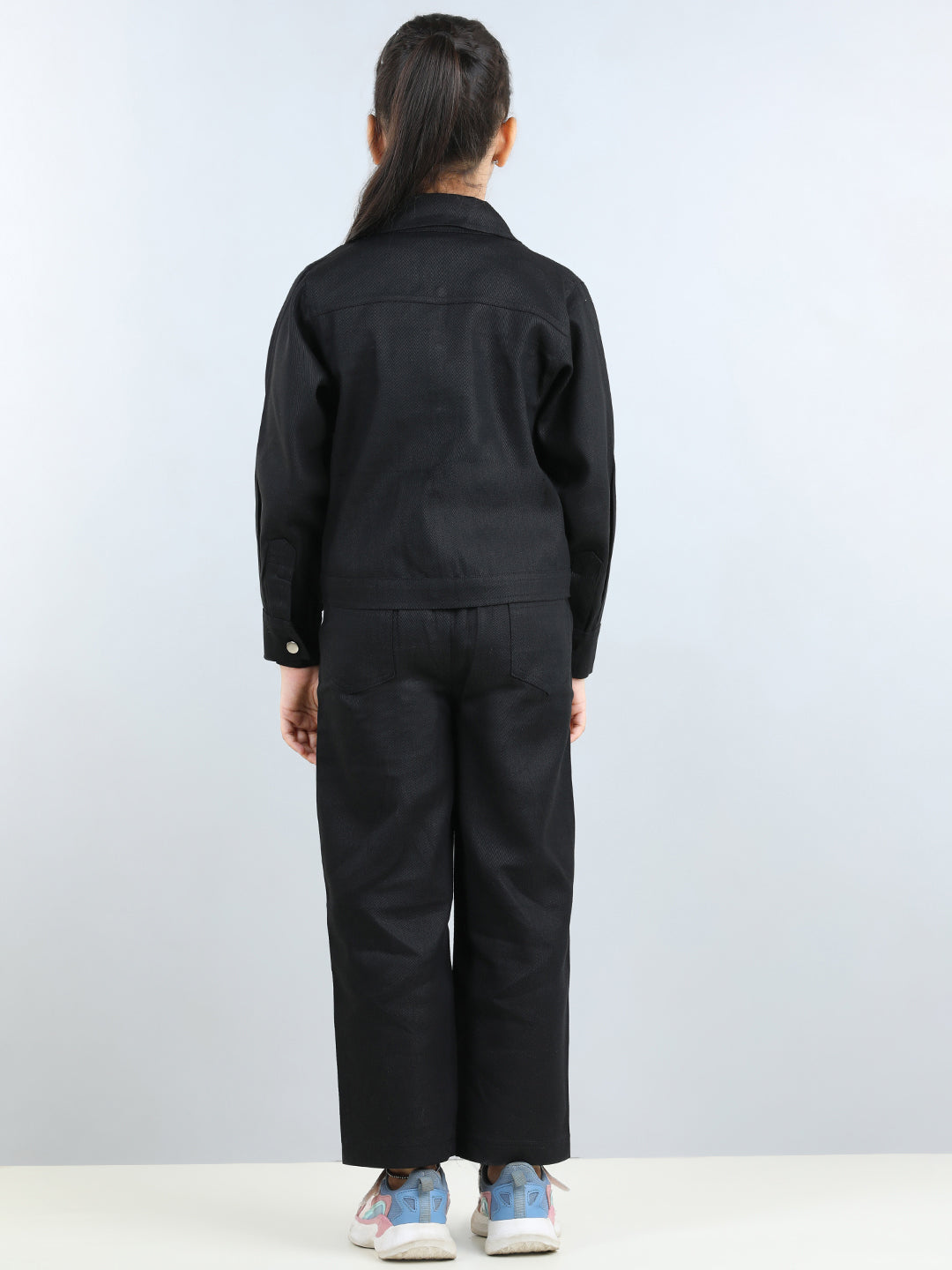 Full Sleeves Solid Front Pockets Jacket & Pant With Crop Top