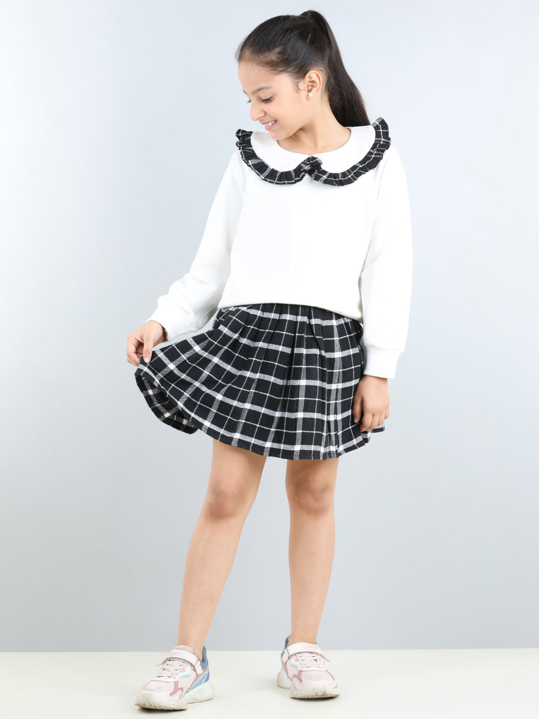 Full Sleeves Frill Detailed Tartan Checked Autumn Winter Wear Peter Pan Collared Sweatshirt & Woollen Skirt