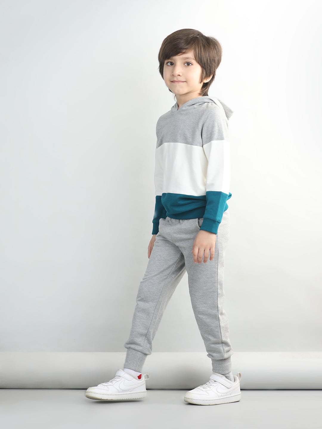 Cotton Looper Full Sleeves Colour Block Hooded Sweatshirt With Solid Joggers
