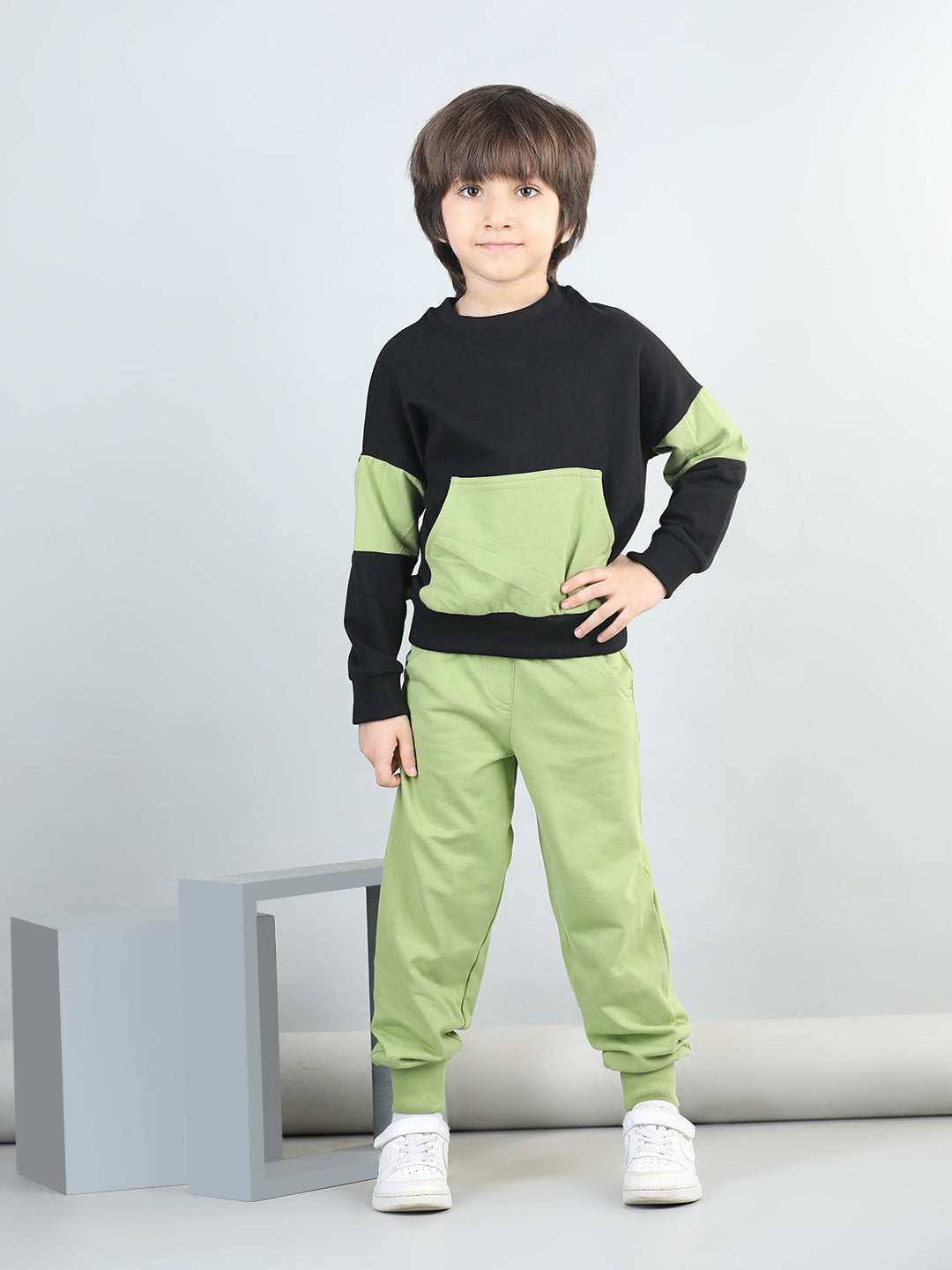 Cotton Looper Full Sleeves Colour Block Sweatshirt With Solid Joggers