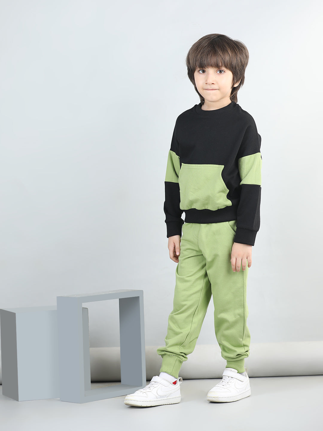 Cotton Looper Full Sleeves Colour Block Sweatshirt With Solid Joggers