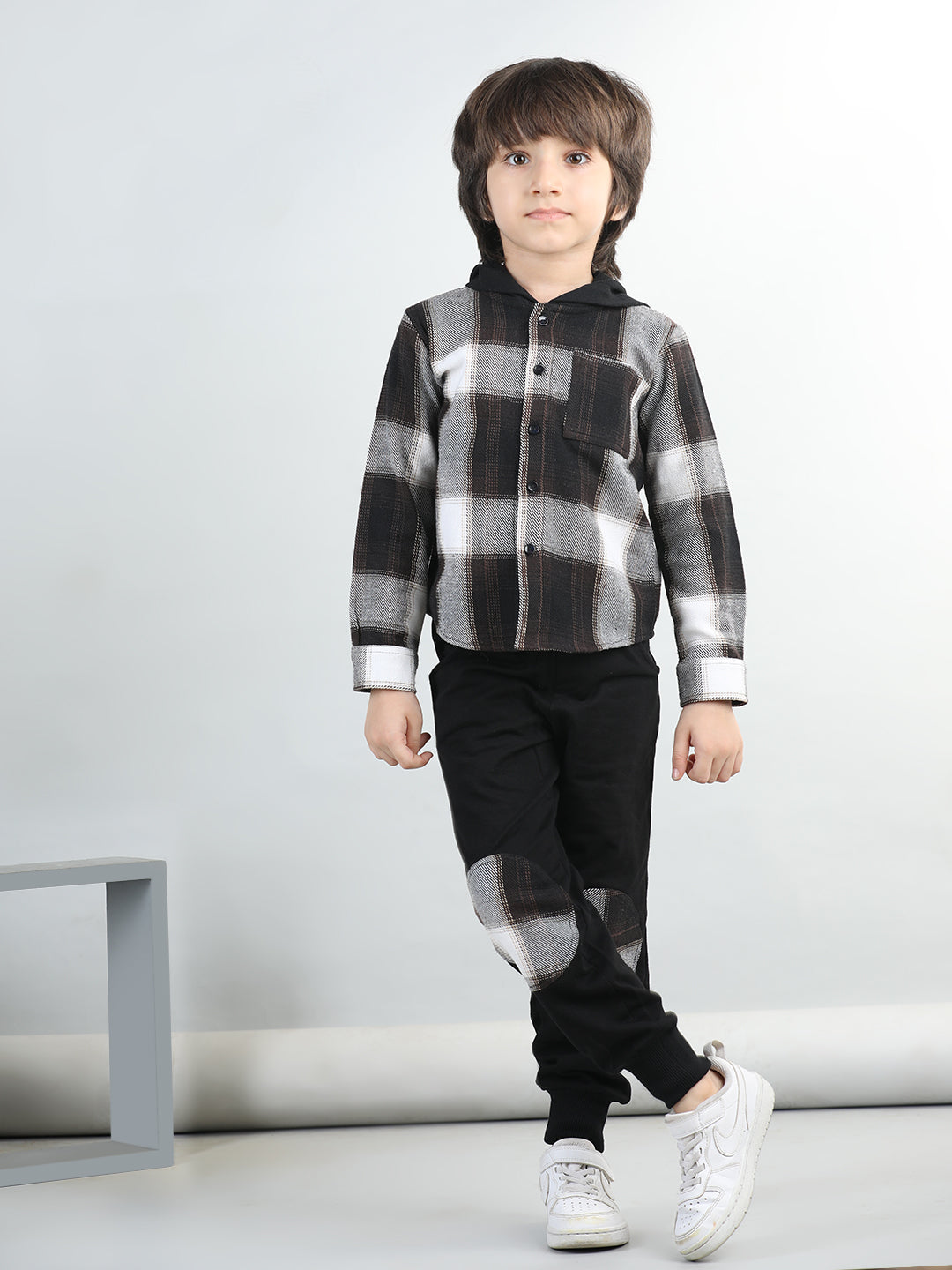 Woollen Blend Full Sleeves Checked Shirt With Solid Joggers