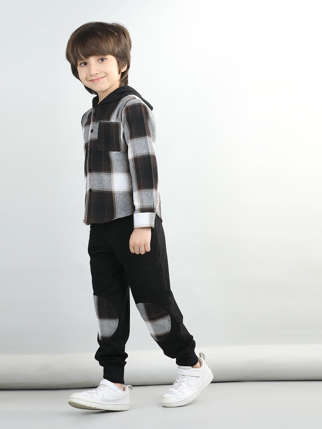 Woollen Blend Full Sleeves Checked Shirt With Solid Joggers