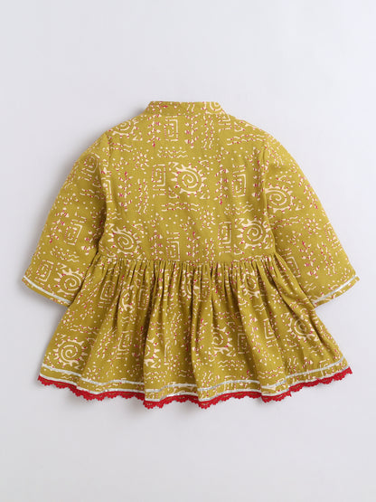 Aww Hunnie Cotton Ryon 3/4th Sleeves Kurti With Sharara And Dupatta