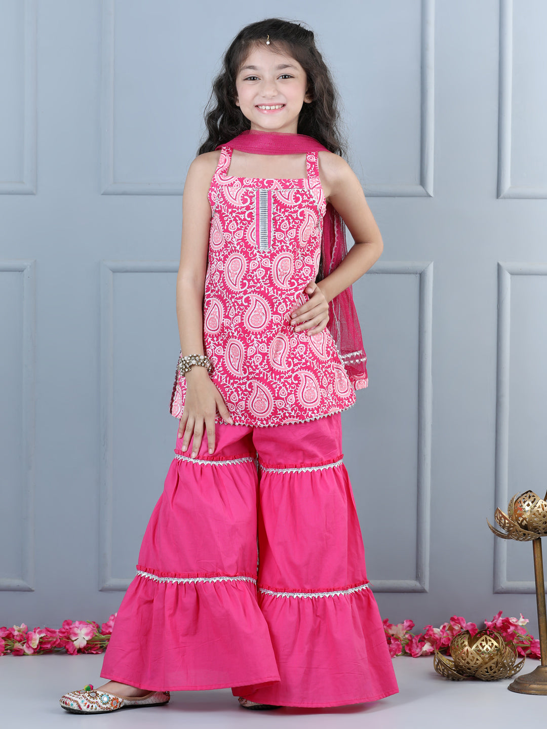 Aww Hunnie Girls Jaipur Cotton Print Sleeveless Kurta & Sharara Set – Pink Festive Elegance