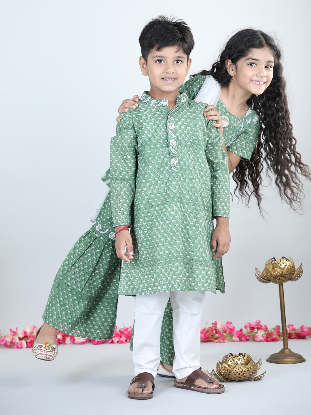 Aww Hunnie Boys Printed Cotton Mandarin Collar Kurta & Pajama