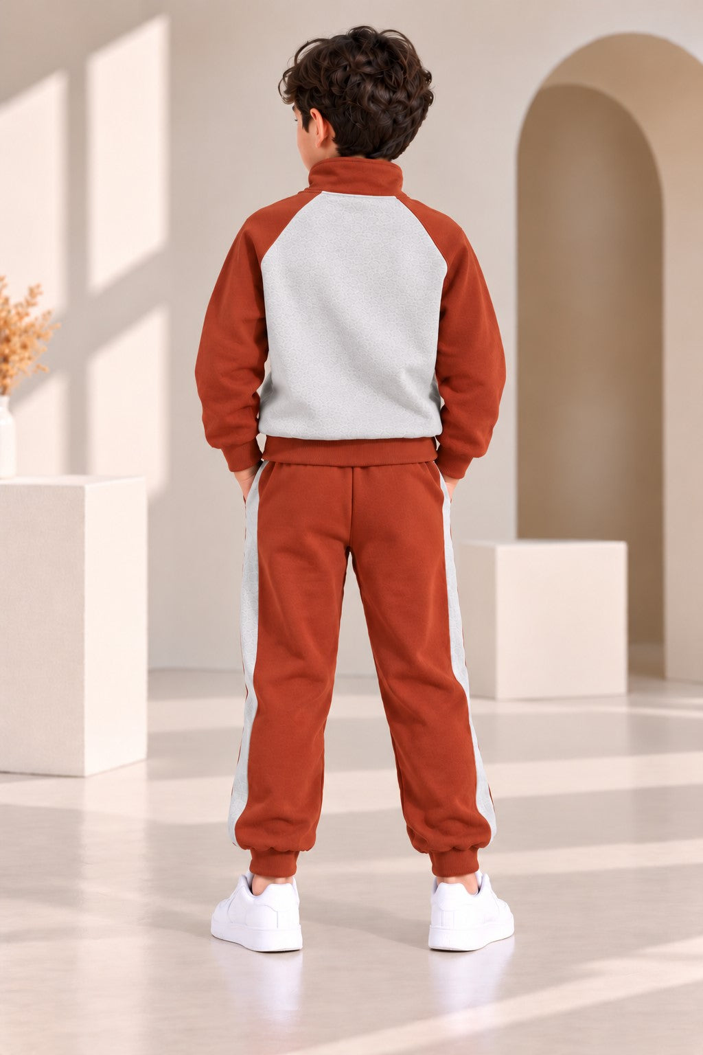 Aww Hunnie Full Sleeves Solid High-Neck Fleece Jogger Set
