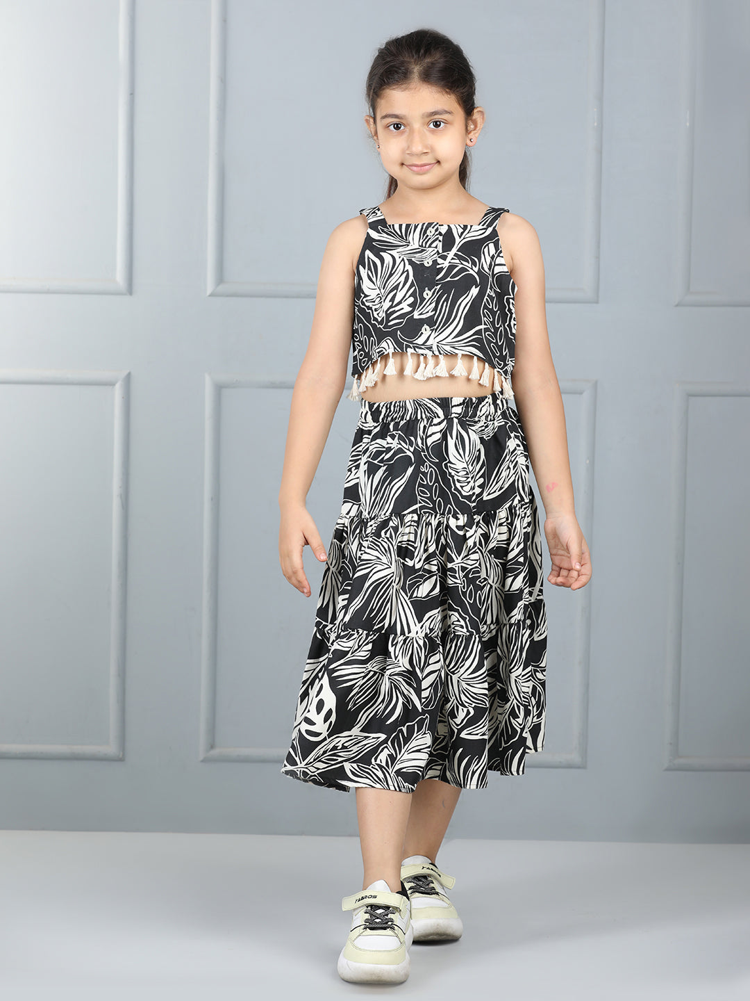 Aww Hunnie Premium Leaf-Print Top & Calf-Length Skirt Set – 100% Cotton Rayon